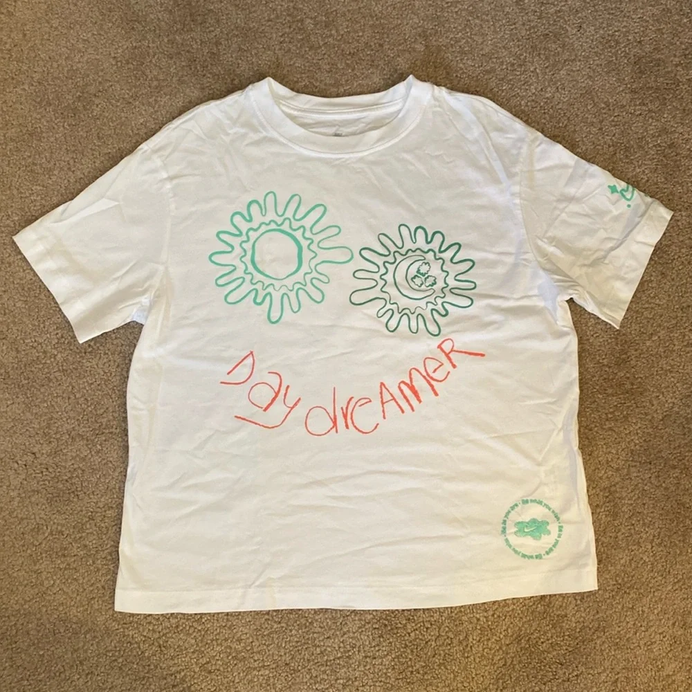 Nike “Daydreamer” Loose Fit Graphic Tee - Picture 1 of 8